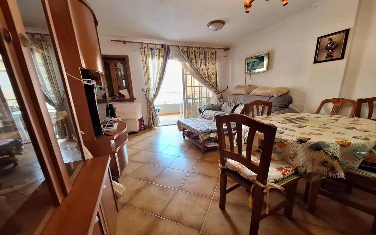 Apartment Of 77 M² With Sea Views In Torrevieja, Spain