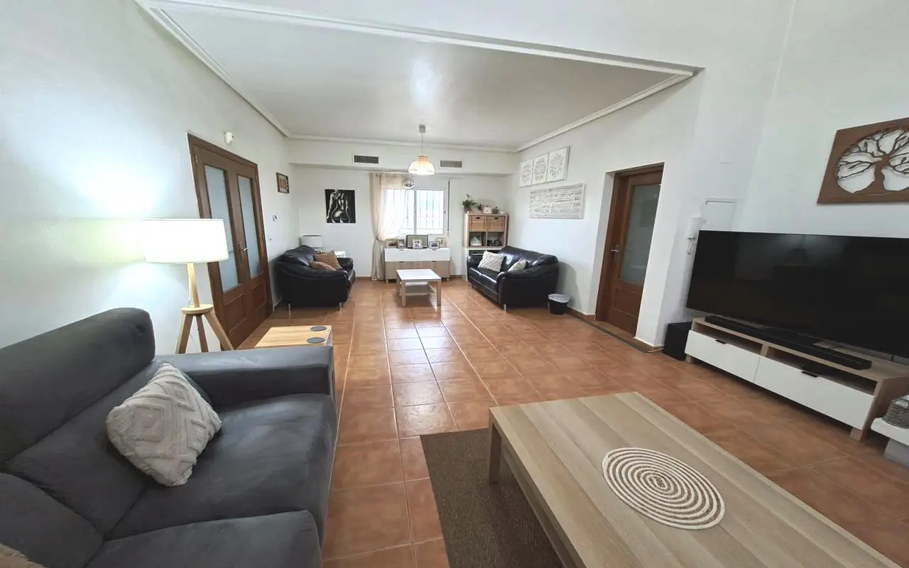 Country House Of 224 M² In Catral, Spain