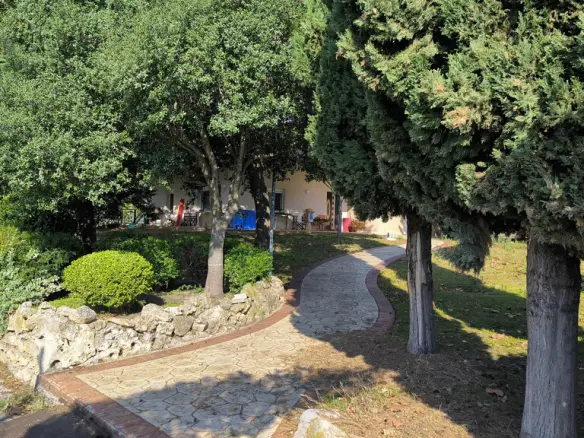 3-bedroom Detached House In Katerini, Greece (378 M²)