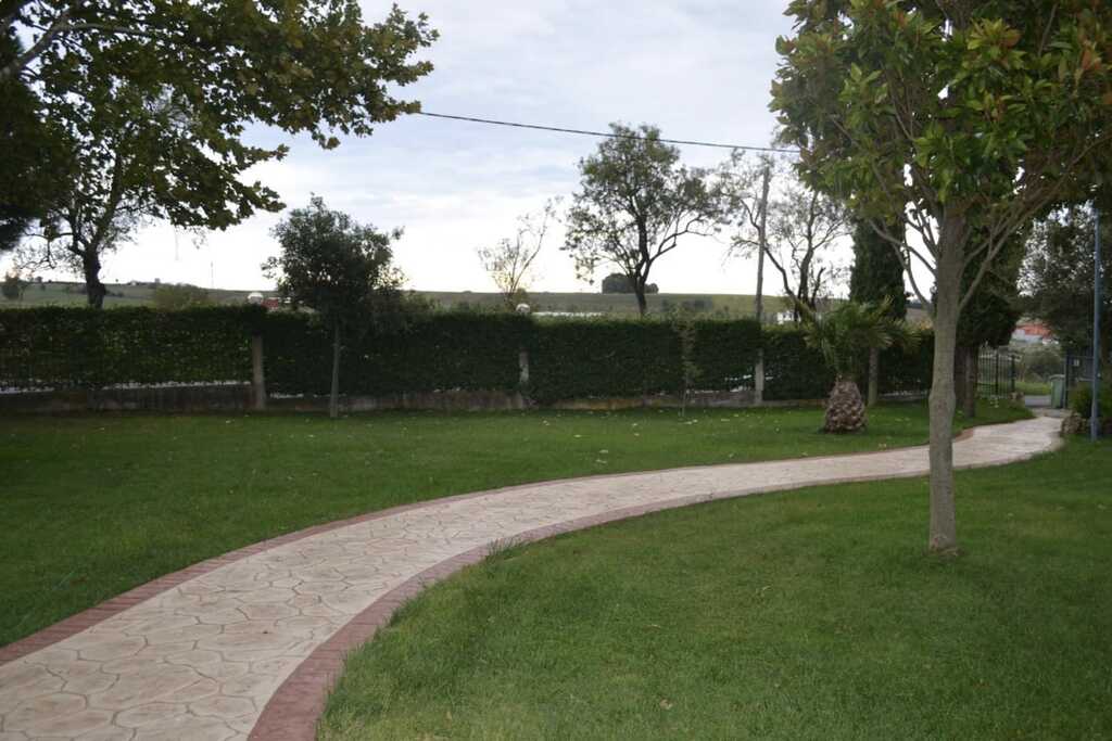 Detached House Of 378 M² With Olympic Coast In Olympic Coast