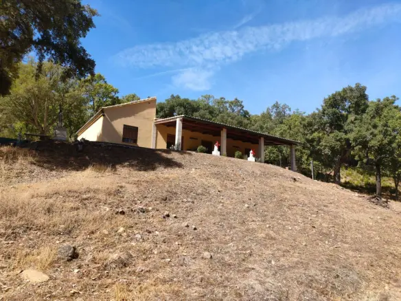 Detached House Of 160 M² With Features In Fuencaliente, Spain