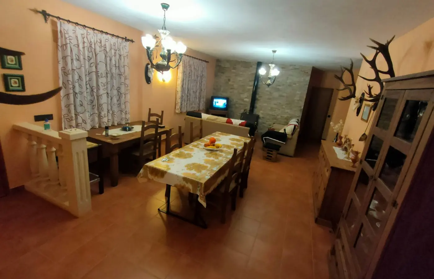 Detached House Of 160 M² With Features In Fuencaliente, Spain