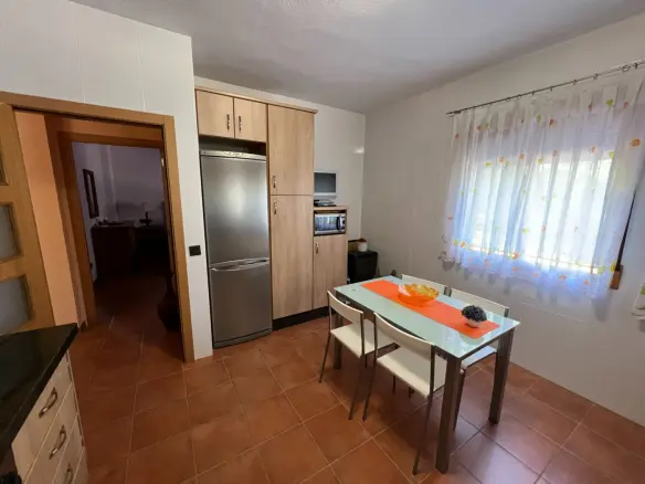 Detached House Of 160 M² With Features In Fuencaliente, Spain