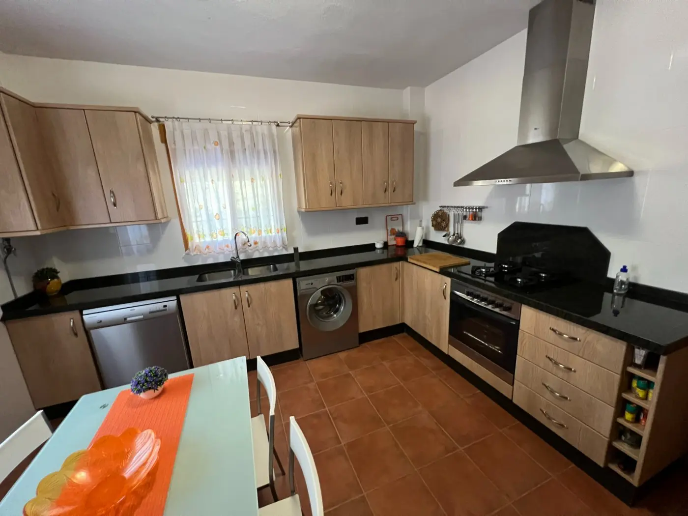 Detached House Of 160 M² With Features In Fuencaliente, Spain