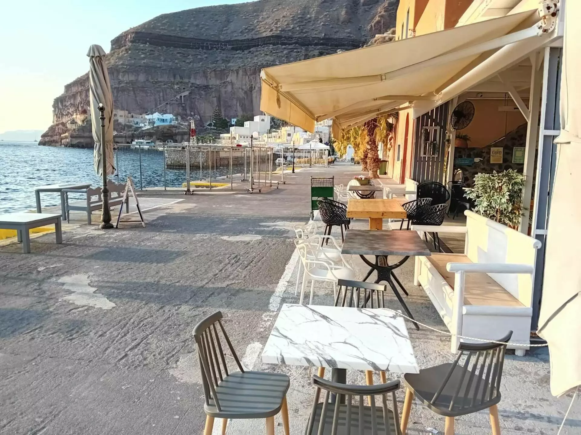 Apartment Of 75 M² With Sea View In Santorini, Greece