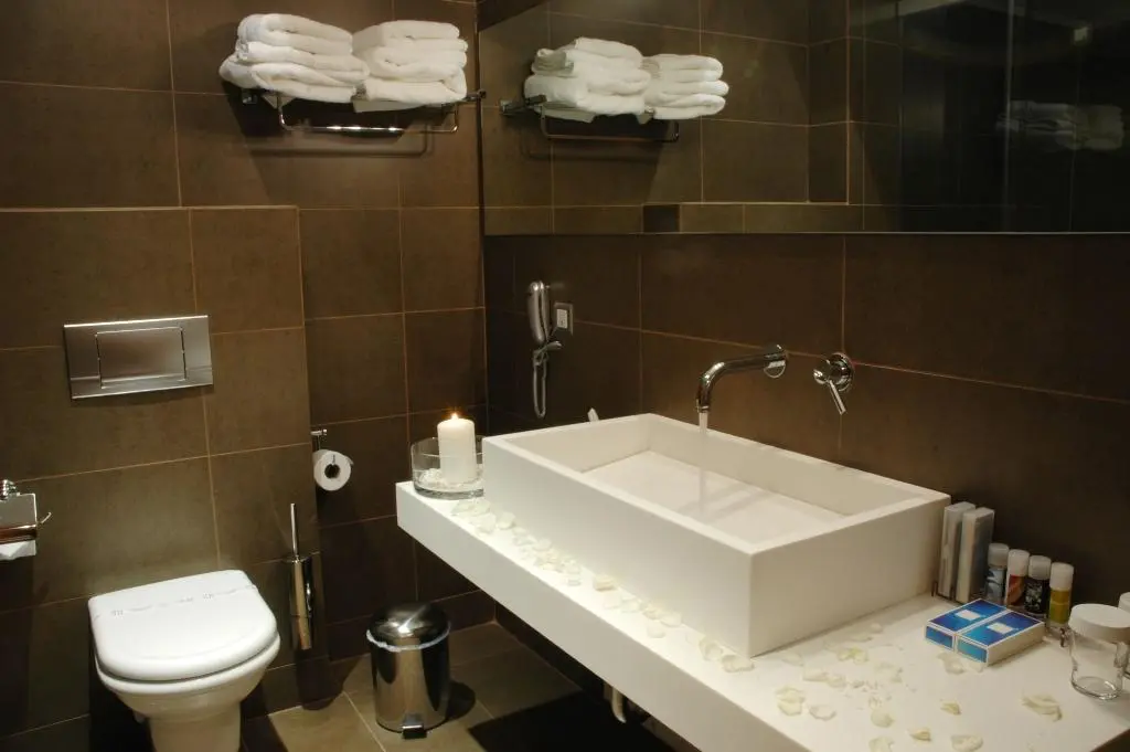 Hotel Of 100 M² With Rooms In Xanthi