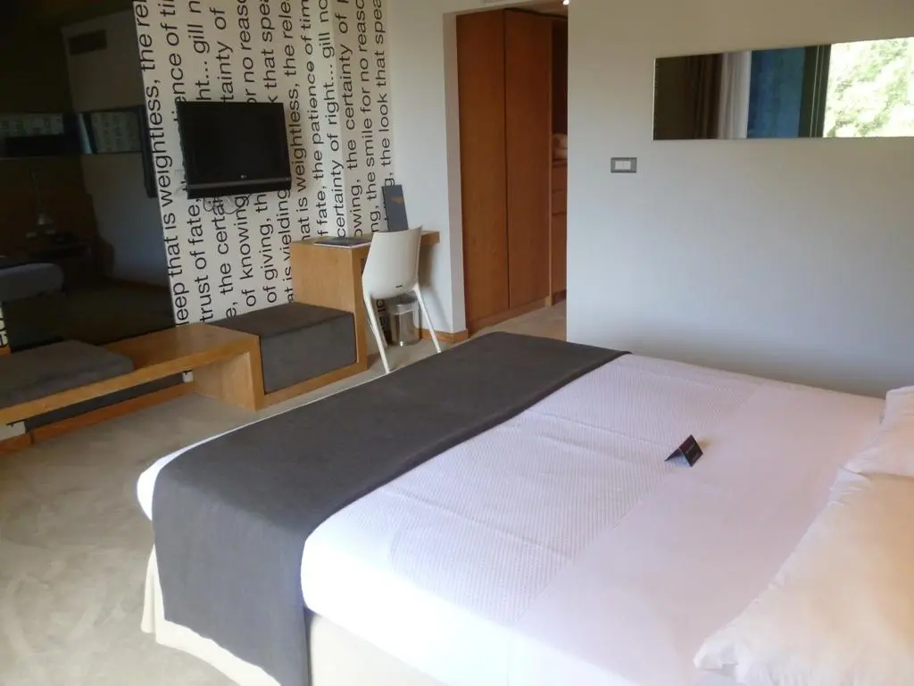 Hotel Of 100 M² With Rooms In Xanthi