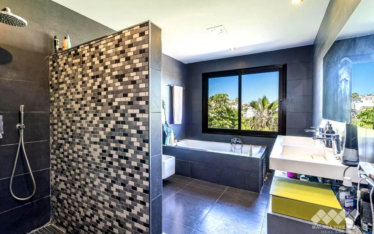 5-bedroom Villa In Mijas, Spain (443 M²)