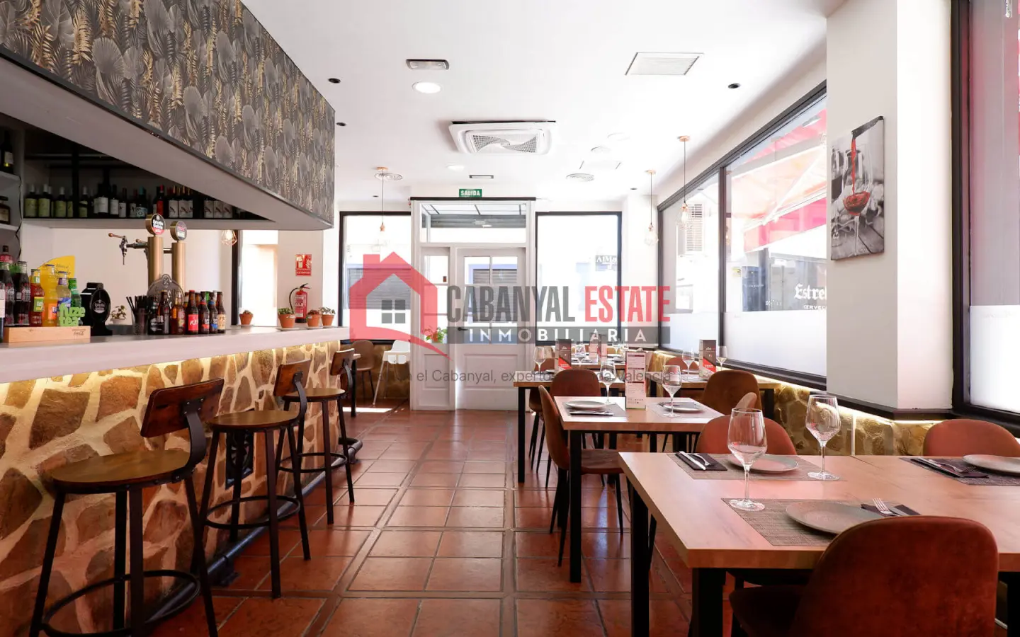 Commercial Premises Of 154 M² In Port De Sagunt, Spain