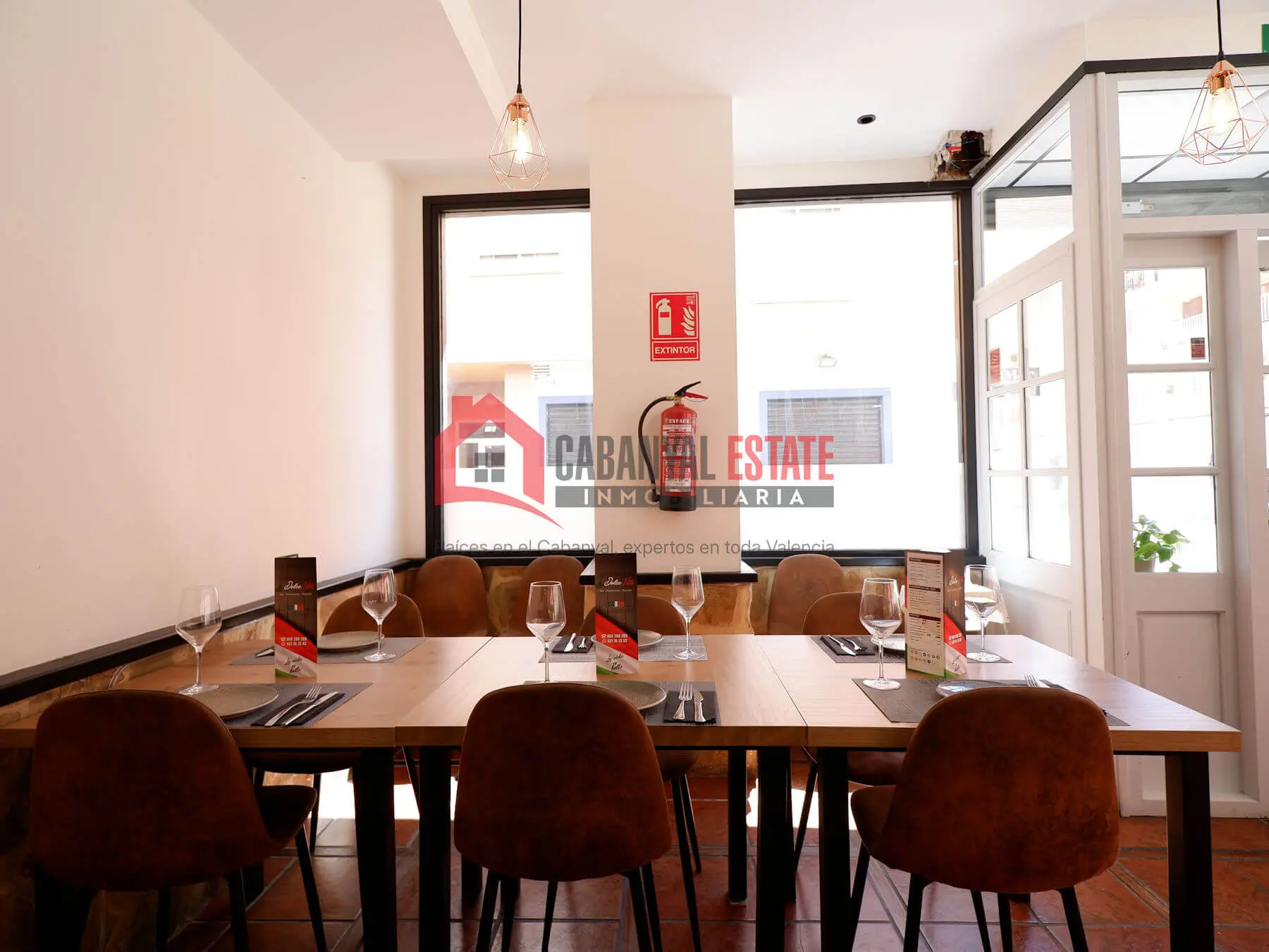 Commercial Premises Of 154 M² In Port De Sagunt, Spain