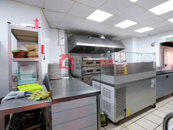 Commercial Premises Of 154 M² In Port De Sagunt, Spain
