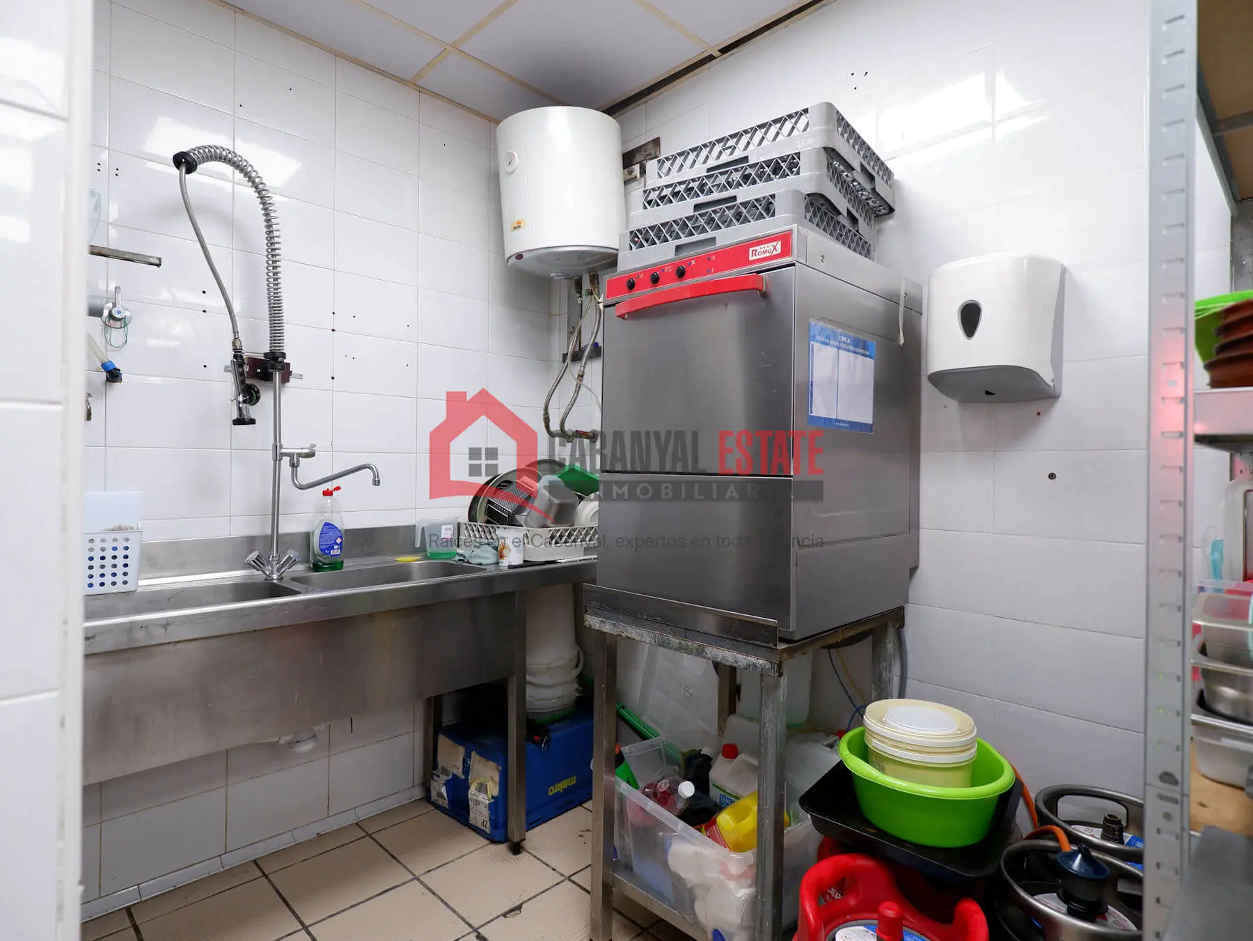 Commercial Premises Of 154 M² In Port De Sagunt, Spain