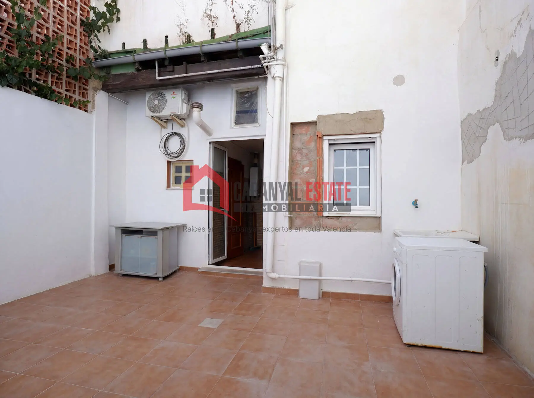 Apartment Of 82 M² In Valencia, Spain