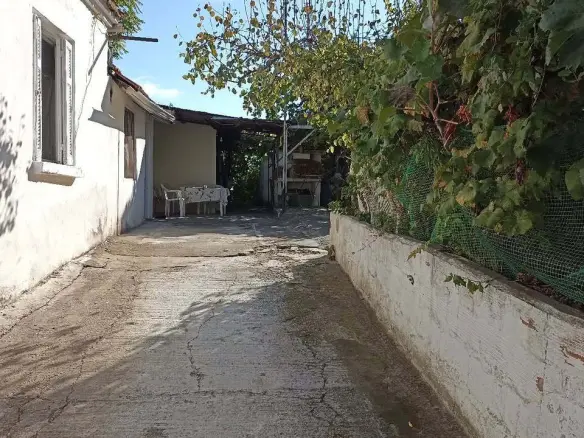 2-bedroom Detached House In Giannitsa, Greece (60 M²)