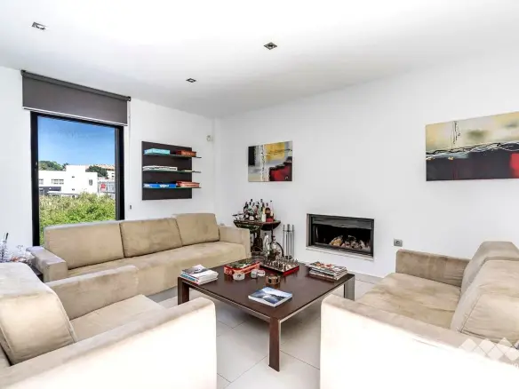 5-bedroom Villa In Mijas, Spain (443 M²)