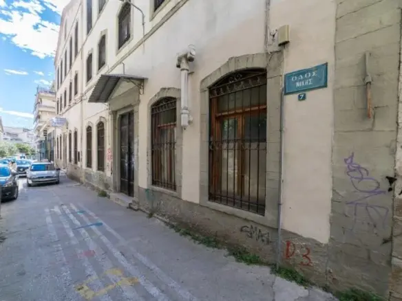Building In Kavala, Greece (830 M²)