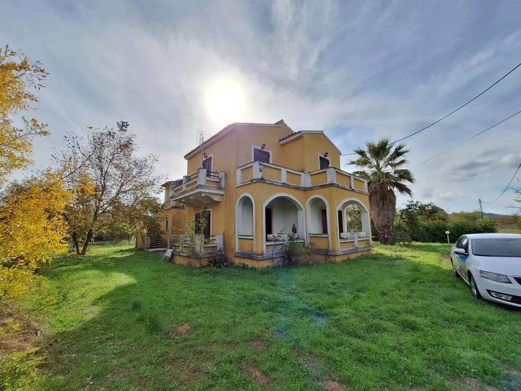 Complex Of 250 M² In Corfu