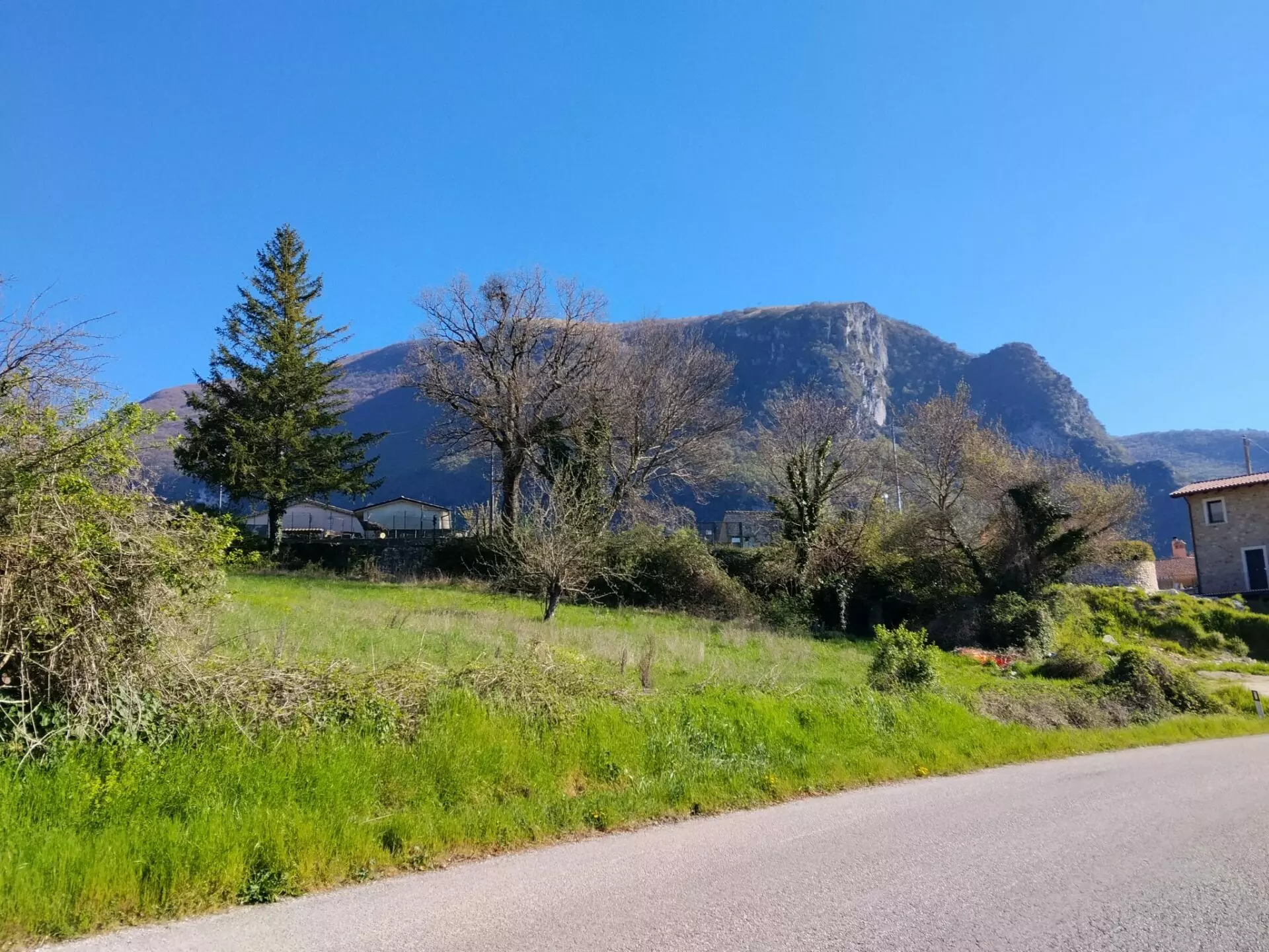 Investment Opportunity In Umbria, Central Italy