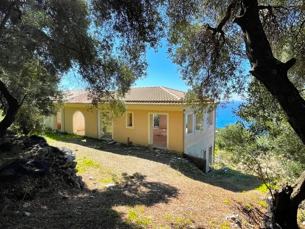 Villa Of 290 M² In Corfu