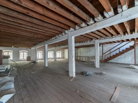 Building In Kavala, Greece (830 M²)