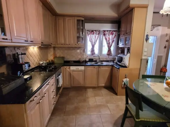 4-bedroom Maisonette In Thermaikos, Greece (192 M²)