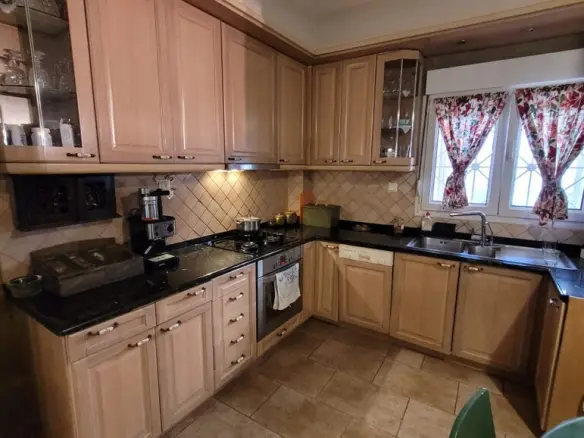 4-bedroom Maisonette In Thermaikos, Greece (192 M²)