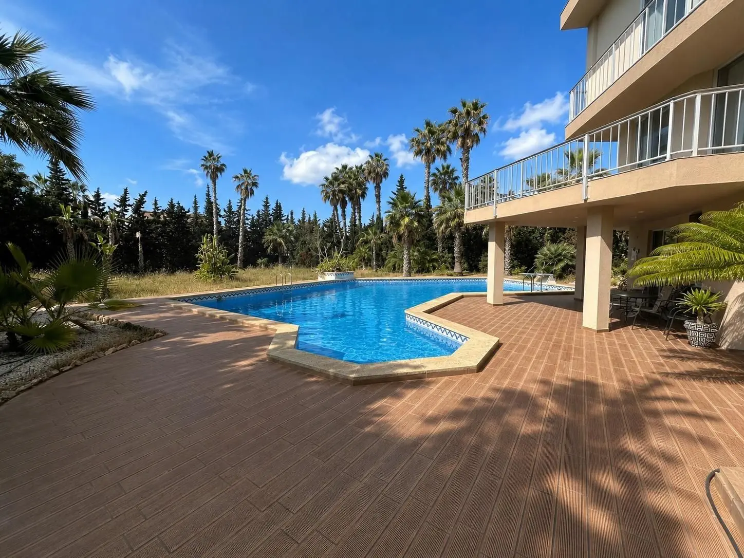 Villa Of 425 M² In Rojales, Spain
