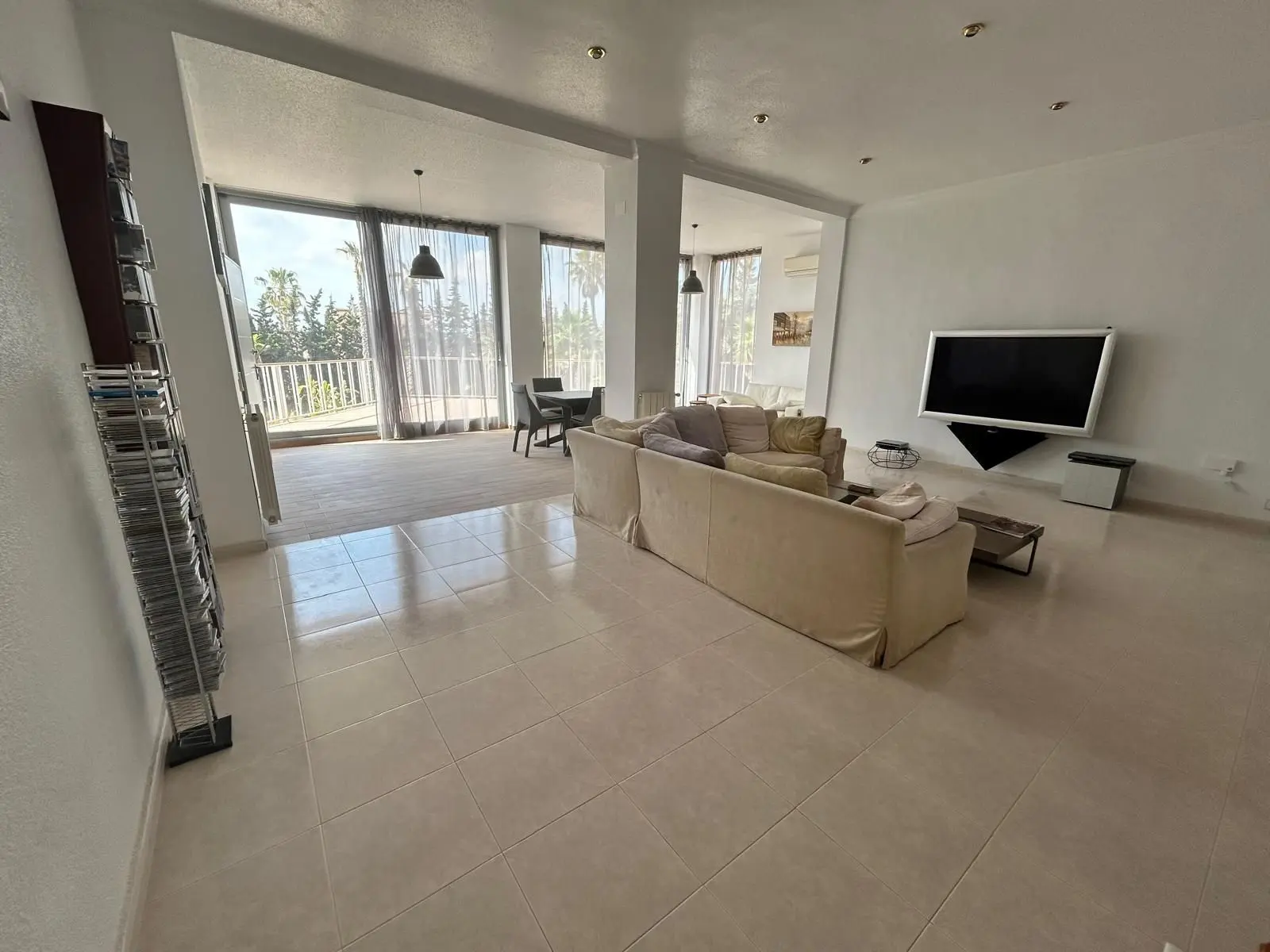 Villa Of 425 M² In Rojales, Spain