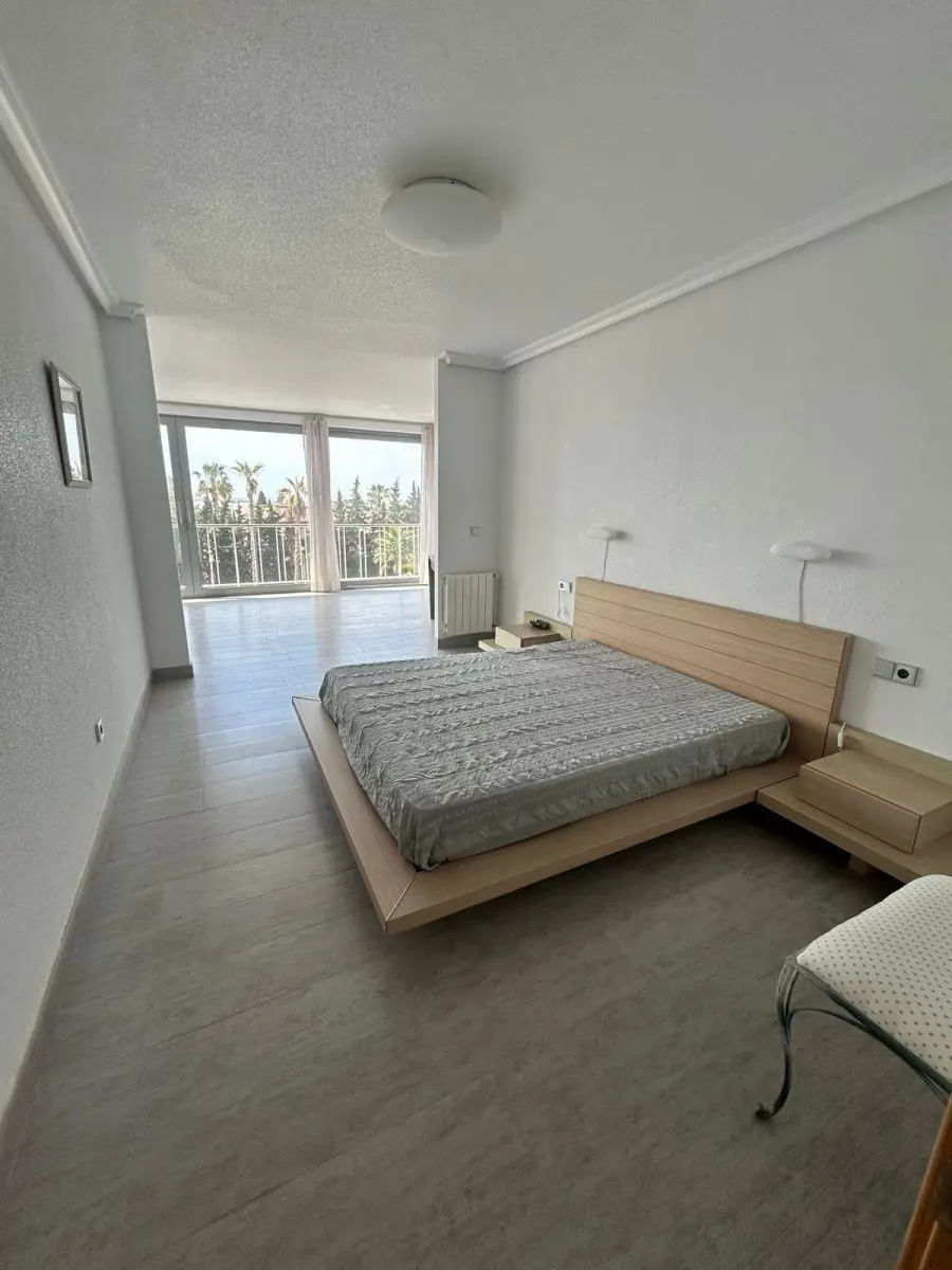 Villa Of 425 M² In Rojales, Spain
