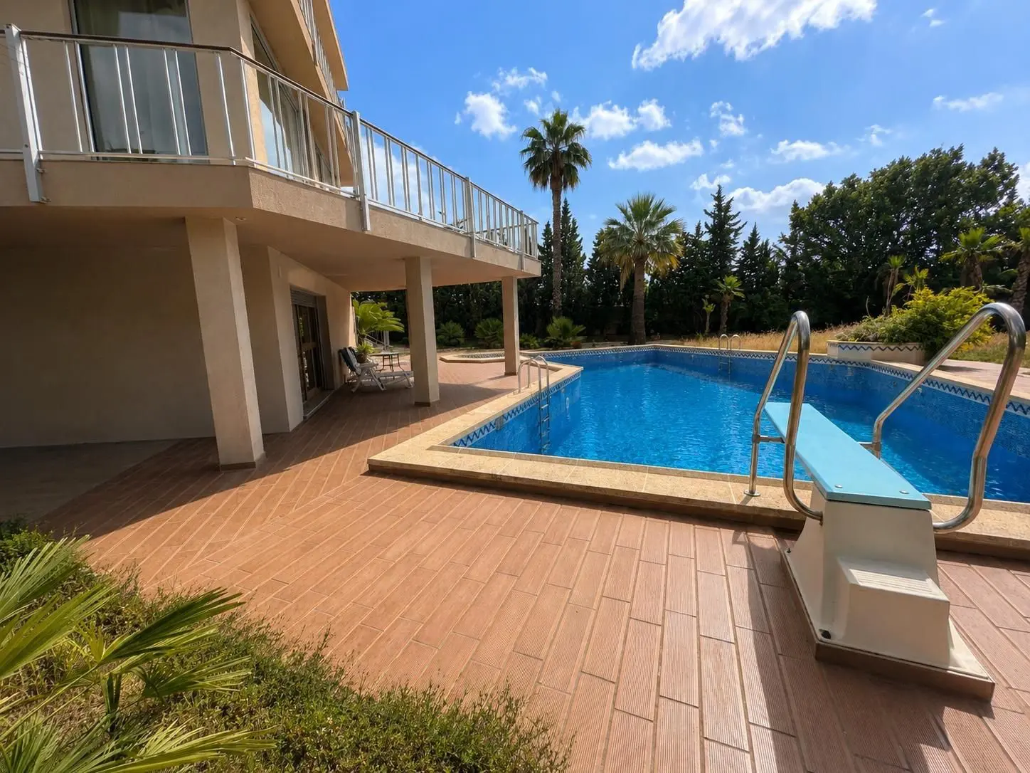 Villa Of 425 M² In Rojales, Spain