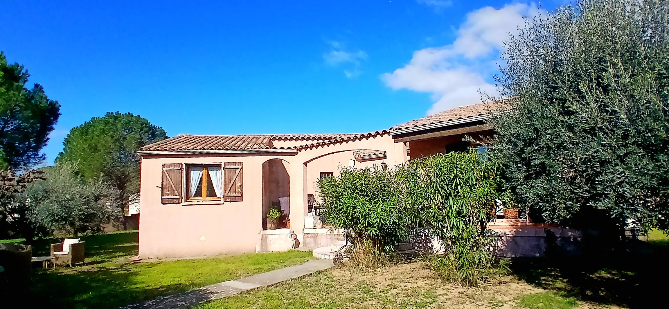 Detached House Of 115 M² In Bize Minervois, France