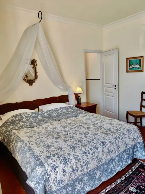 House Of 430 M² In Thezan Les Beziers