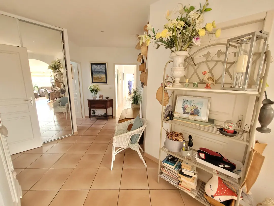 Detached House Of 140 M² In Autignac, France