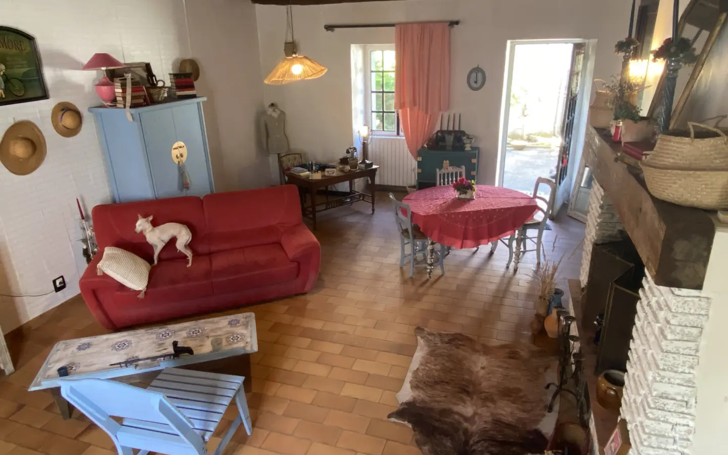 4-bedroom Village House In Rioux-martin, France (136 M²)