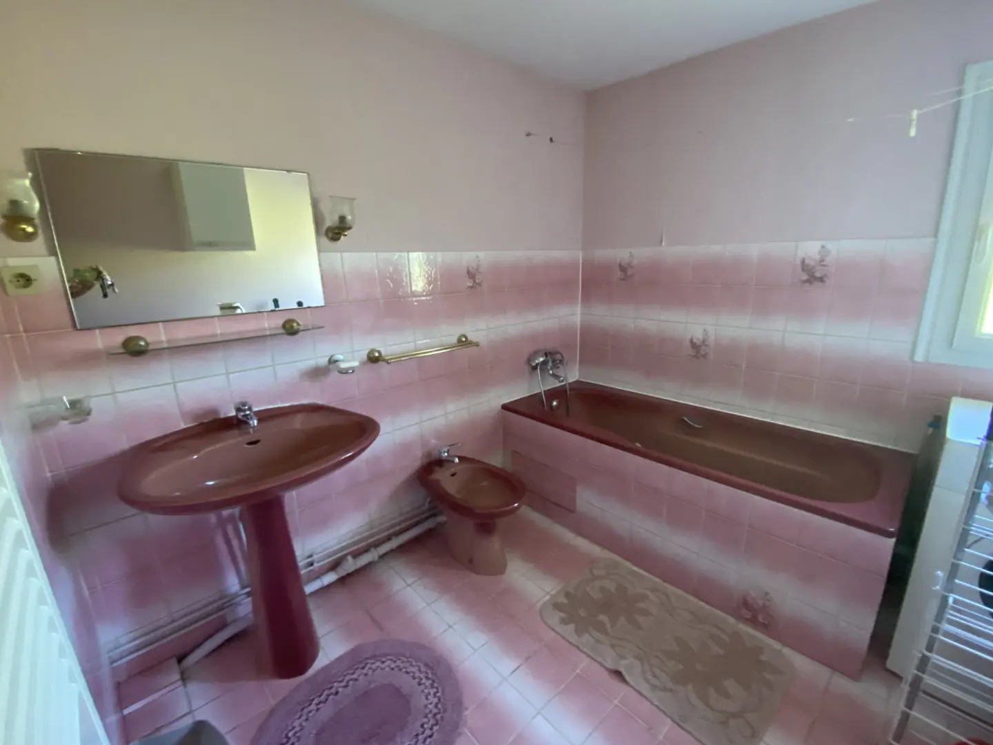 Single-story Country House Of 140 M² With Outbuildings In Bors-de-montmoreau