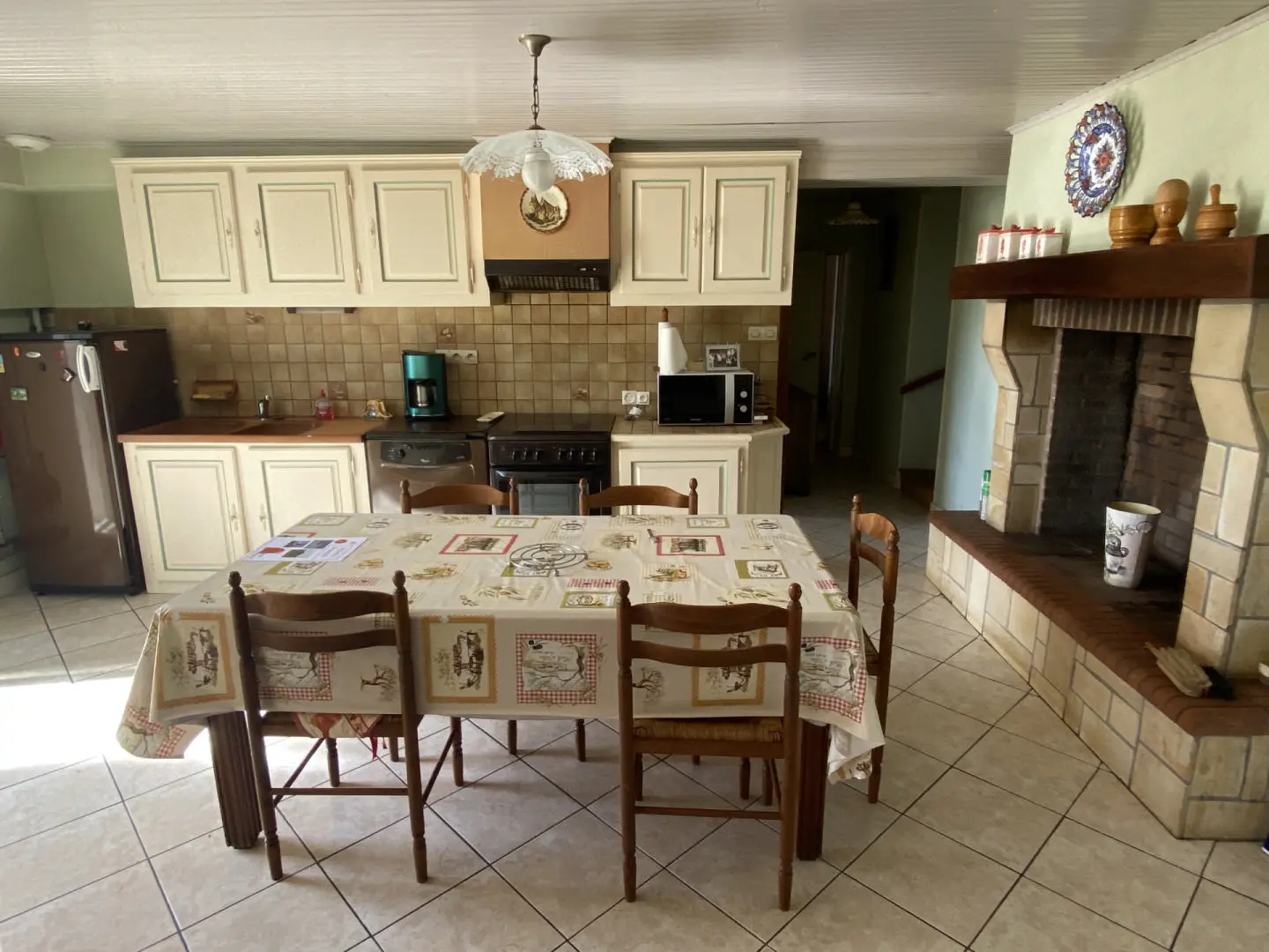Single-story Country House Of 140 M² With Outbuildings In Bors-de-montmoreau