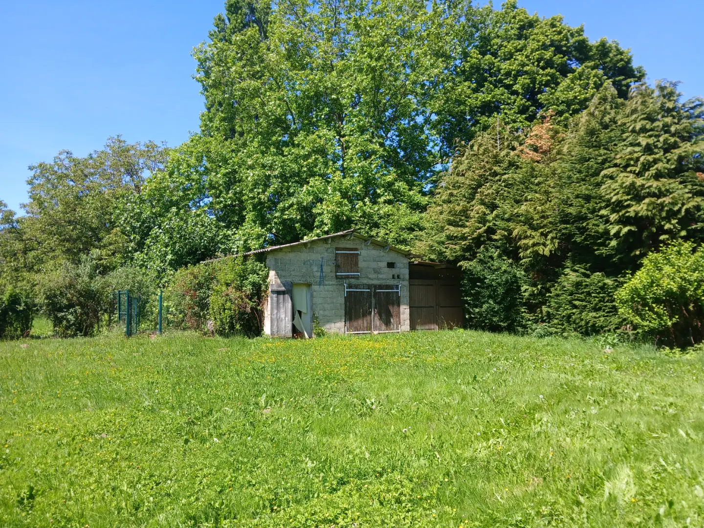House Of 3 Bedrooms With An Acre Of Land In Dordogne