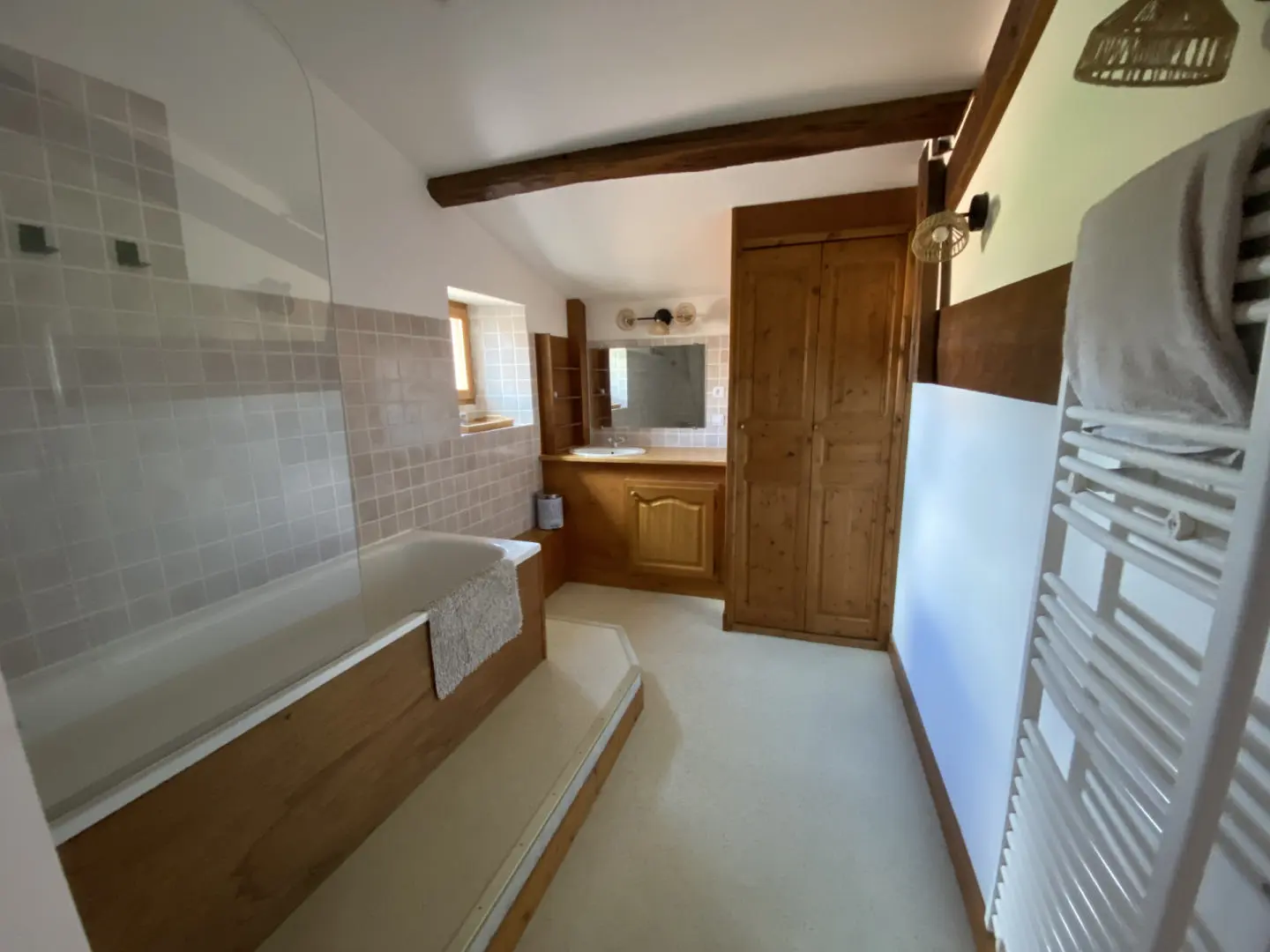 House Of 4 Bedrooms With Countryside Views In Charente Hamlet