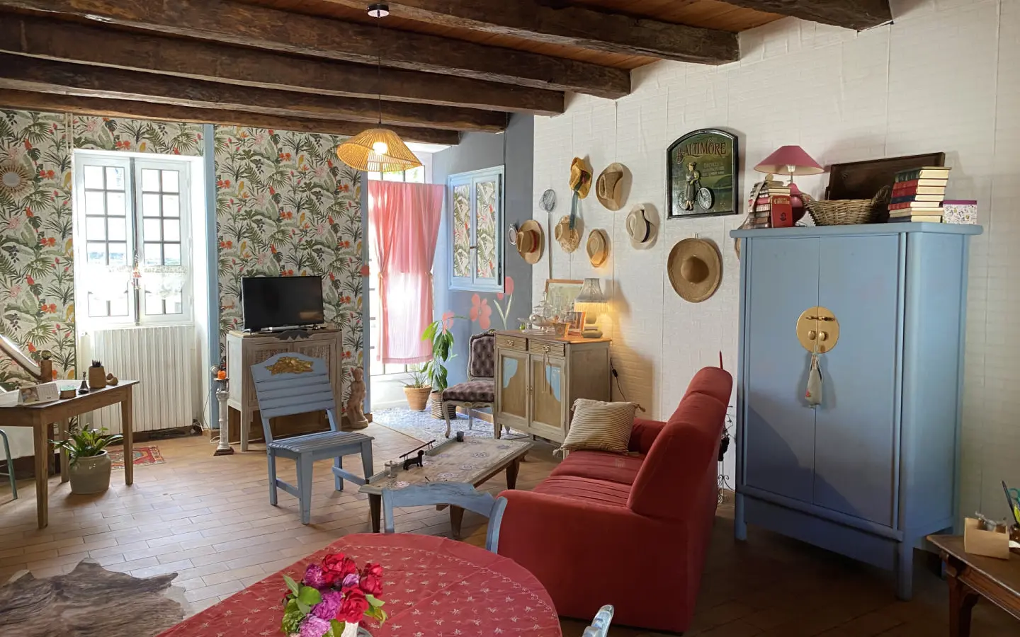 4-bedroom Village House In Rioux-martin, France (136 M²)