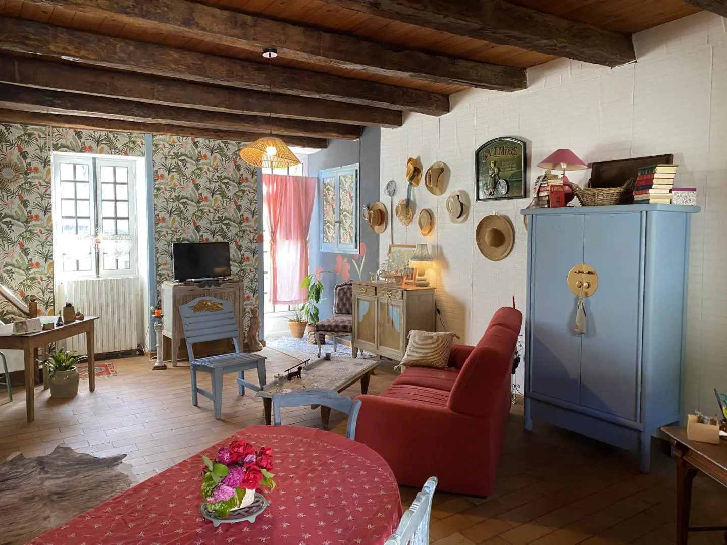 House Of 150 M² With Church View In Chalais