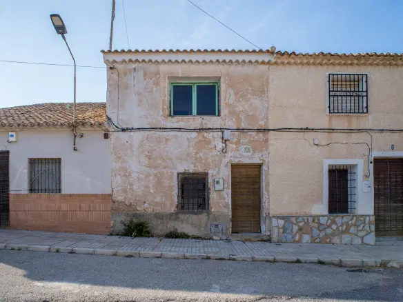 Townhouse Of 115 M² In Yecla, Spain