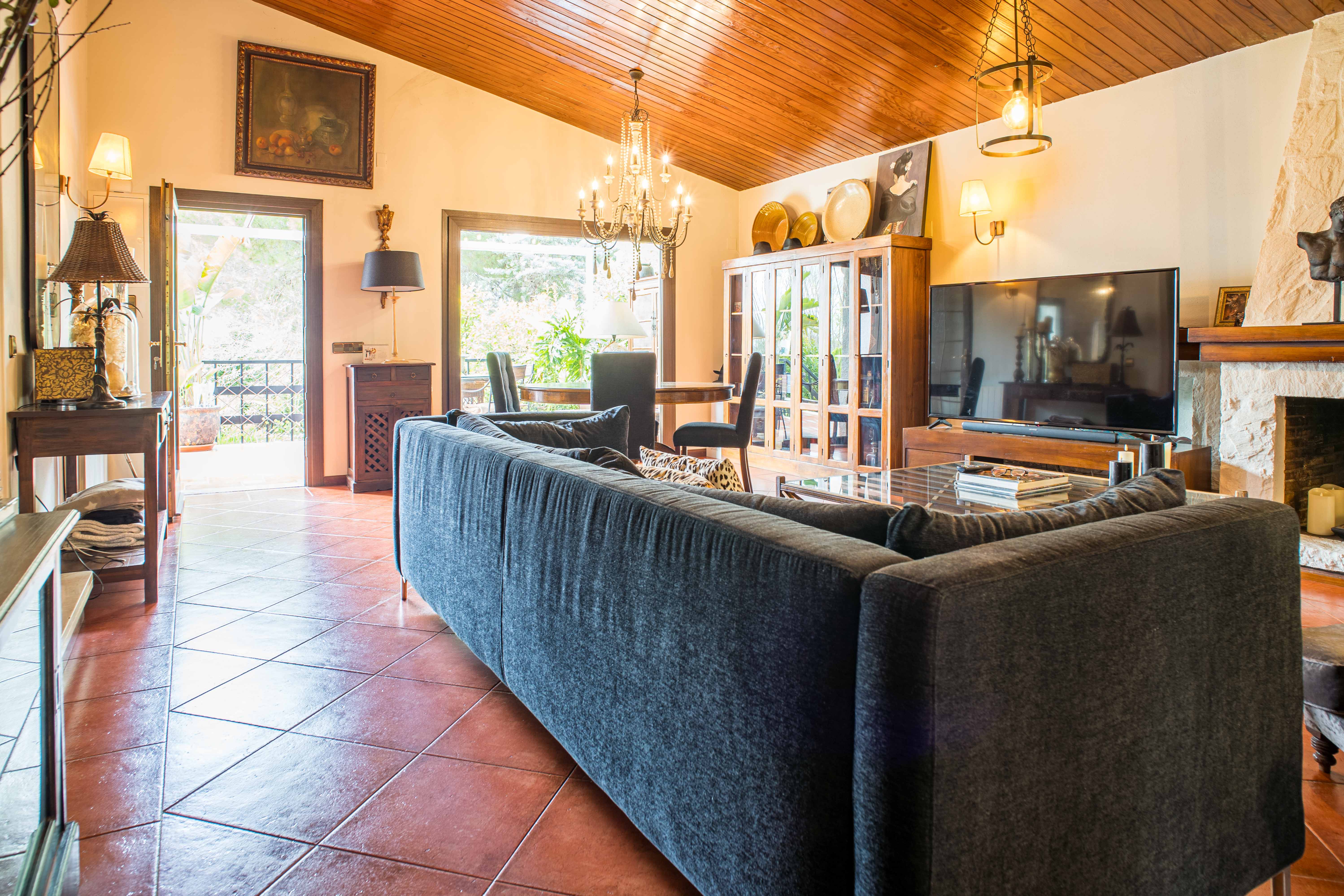 Detached Villa Of 381 M² In Spain