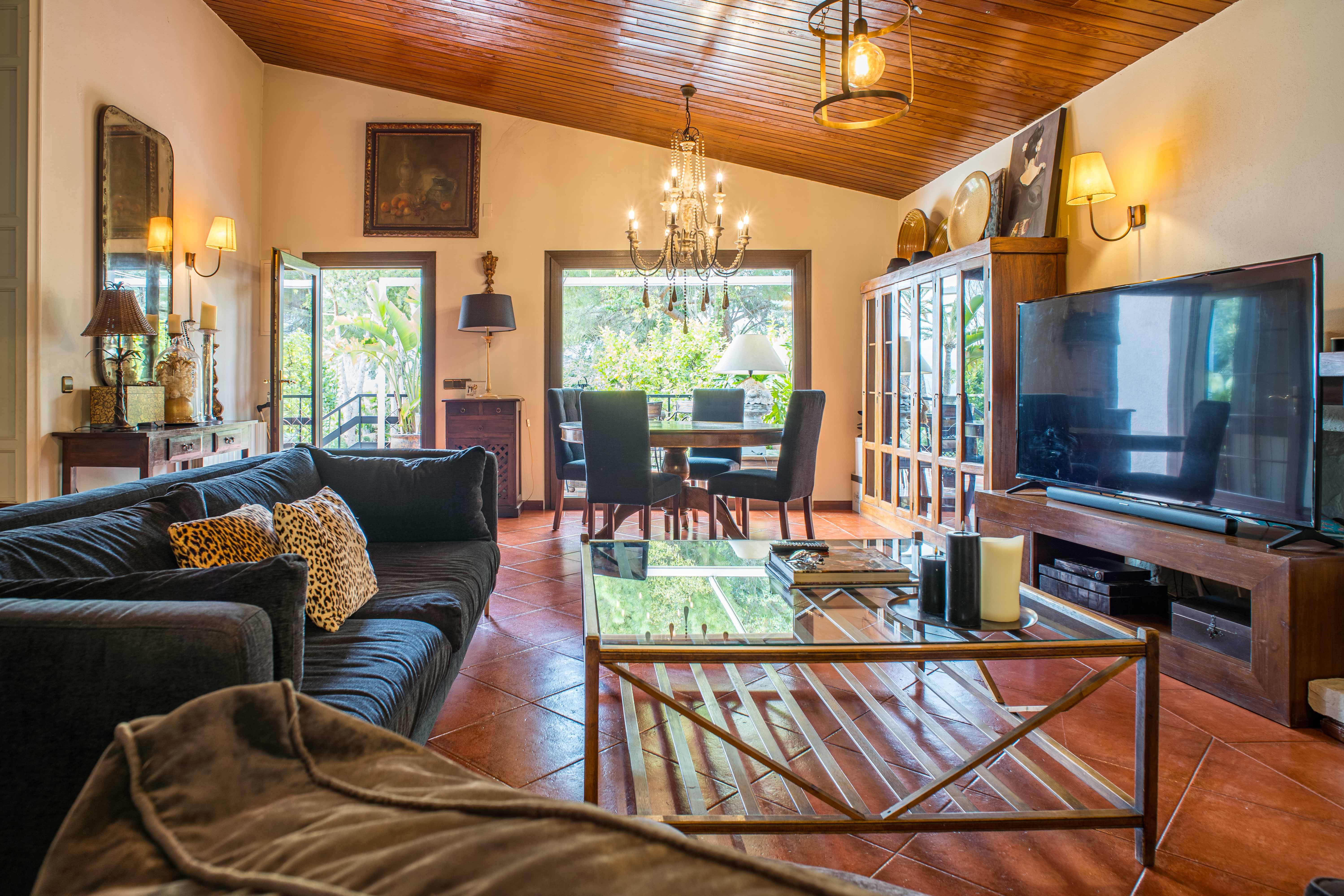 Detached Villa Of 381 M² In Spain