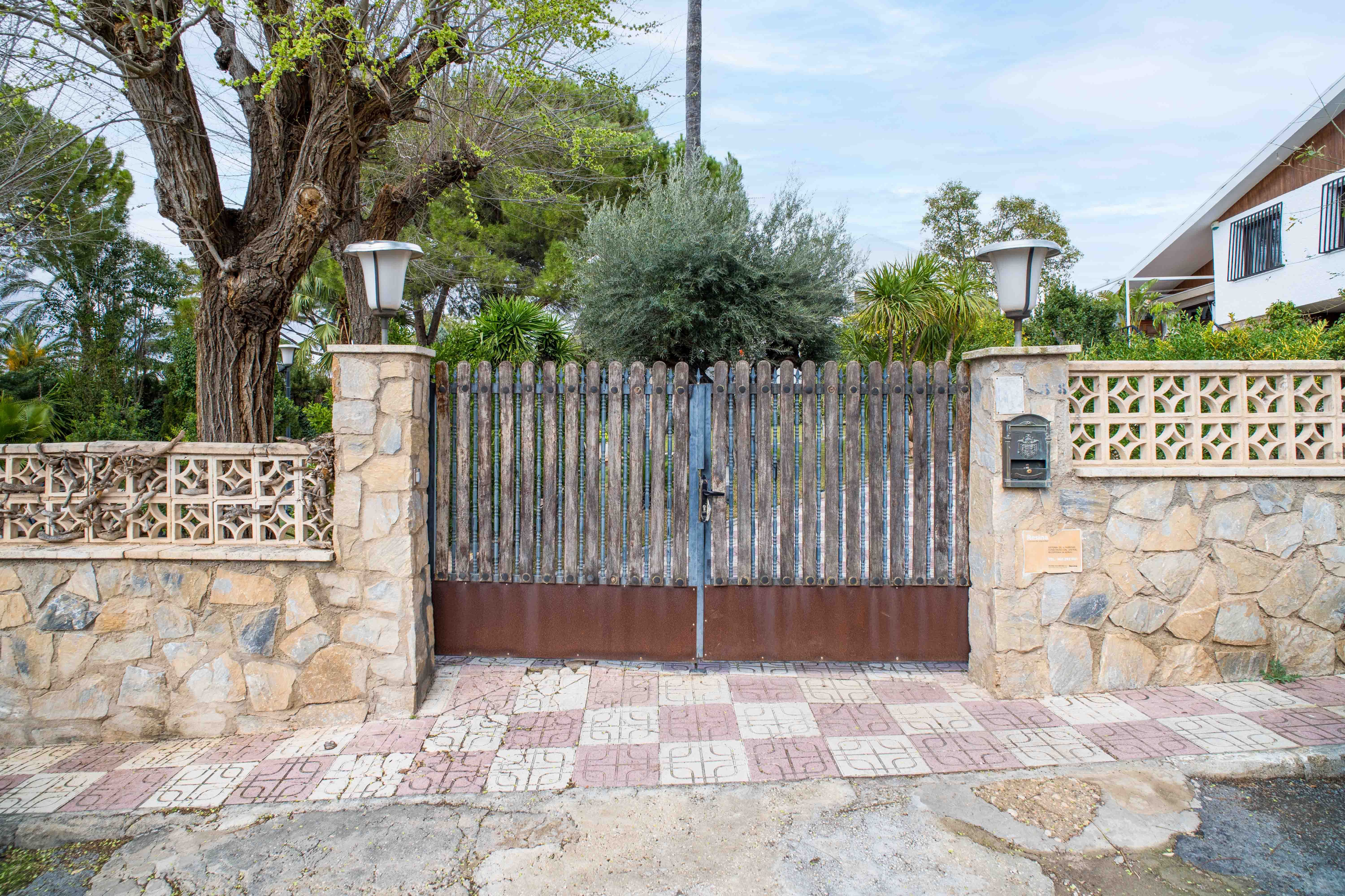 Detached Villa Of 381 M² In Spain