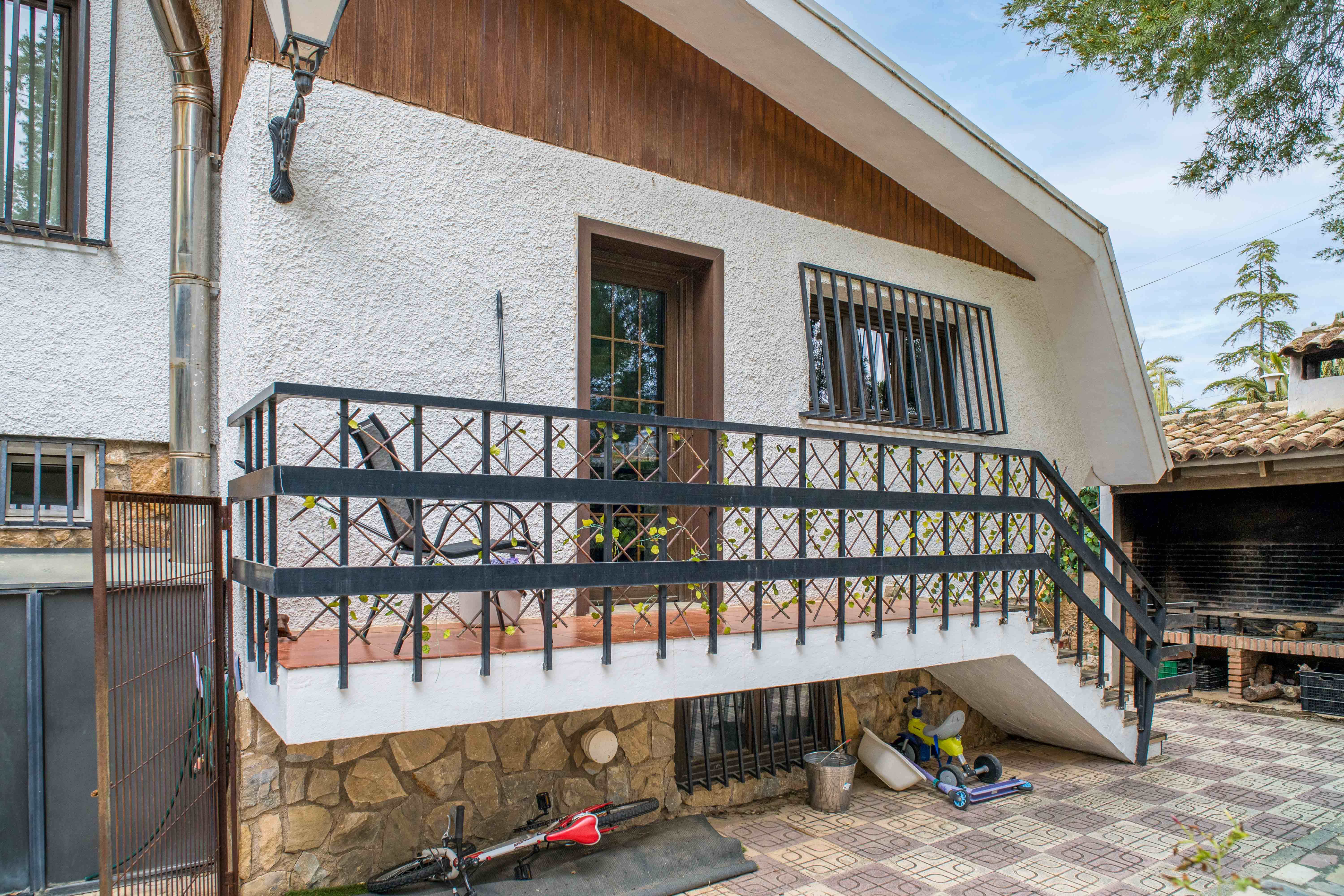 Detached Villa Of 381 M² In Spain