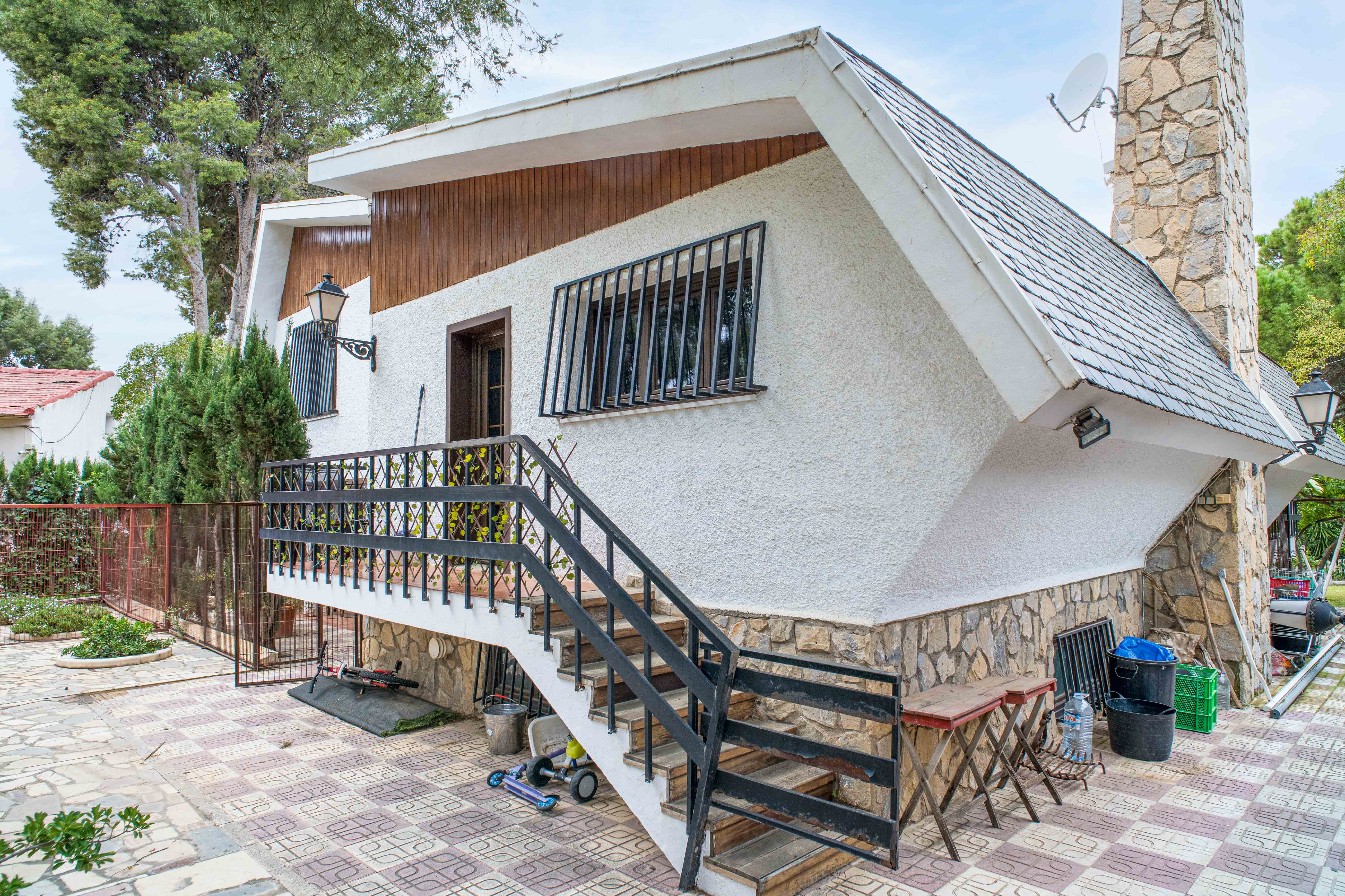 Detached Villa Of 381 M² In Spain