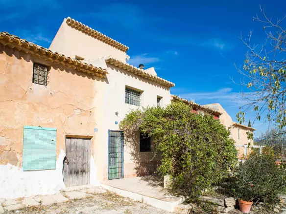 Townhouse Of 104 M² In Pinoso, Spain
