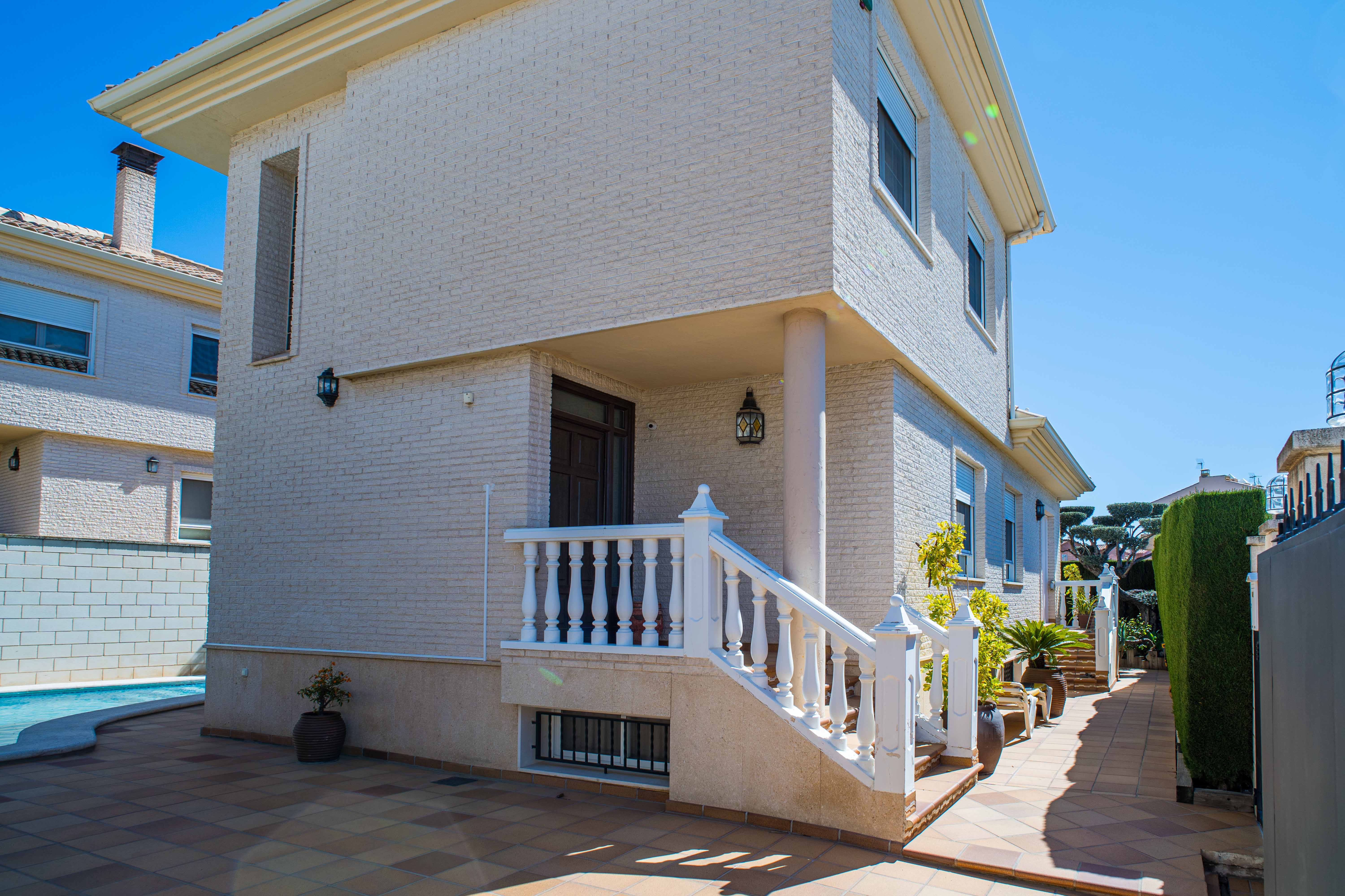 Detached Villa Of 258 M² In Spain