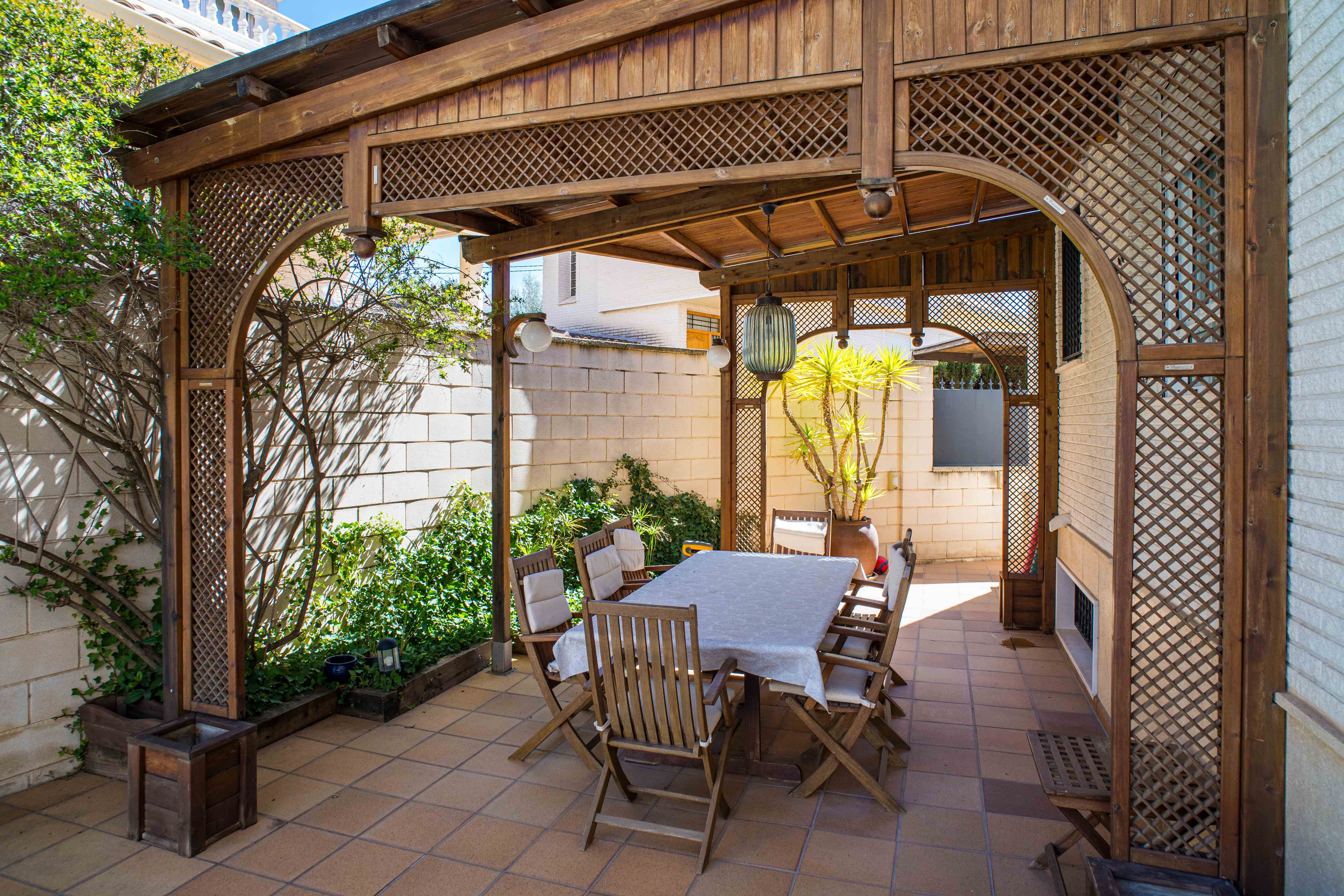 Detached Villa Of 258 M² In Spain