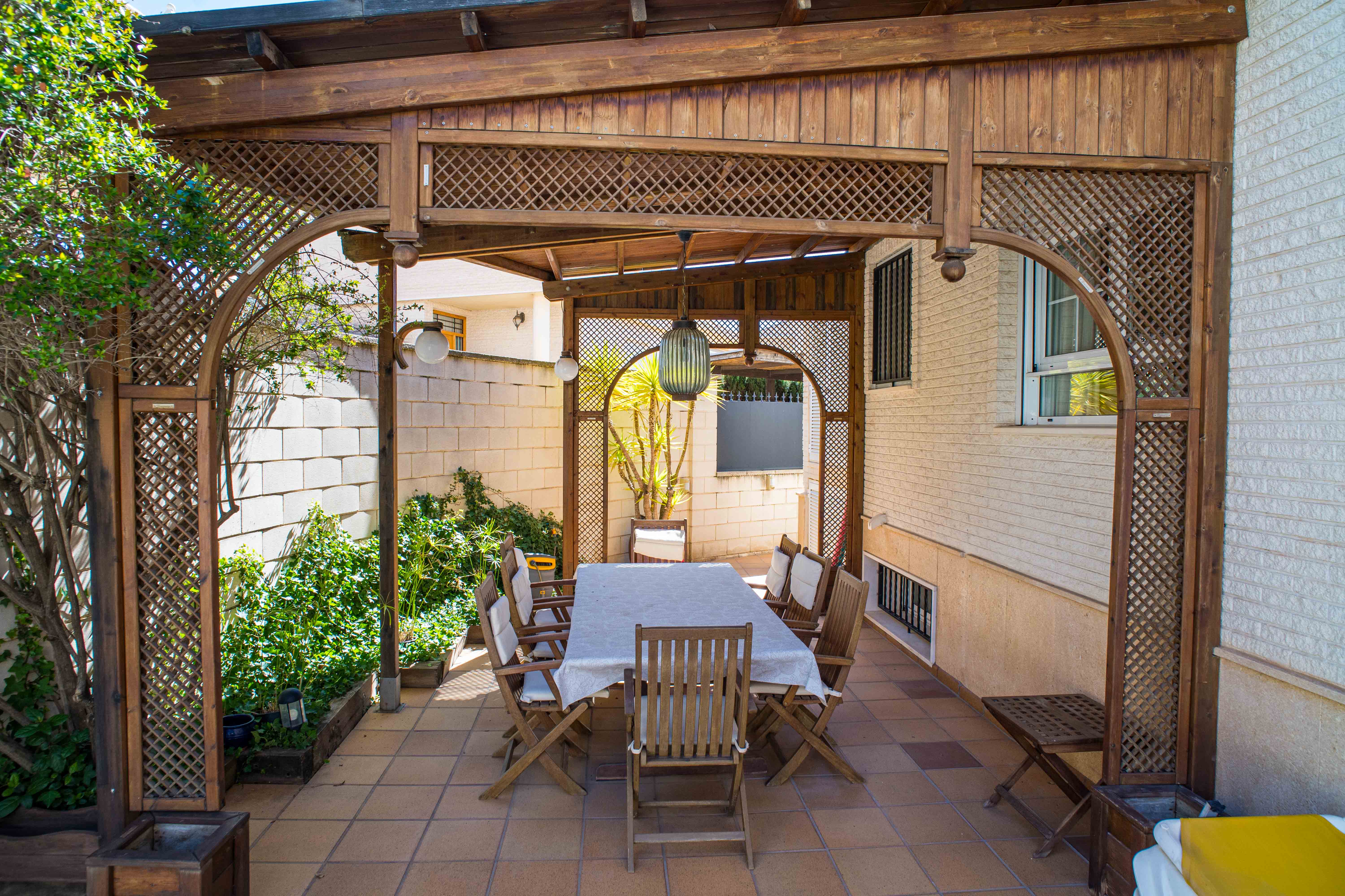 Detached Villa Of 258 M² In Spain